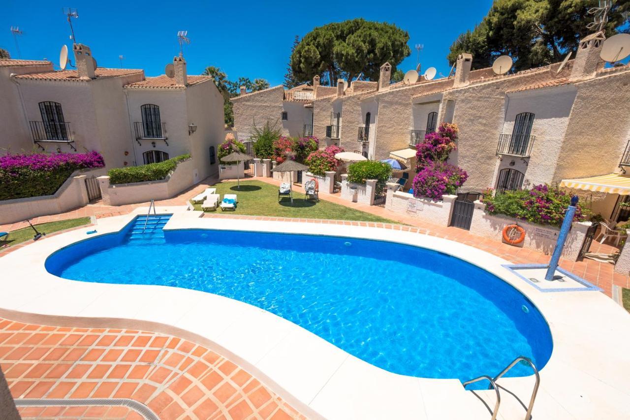 Apartmán Pinos 2 Nerja Exteriér fotografie